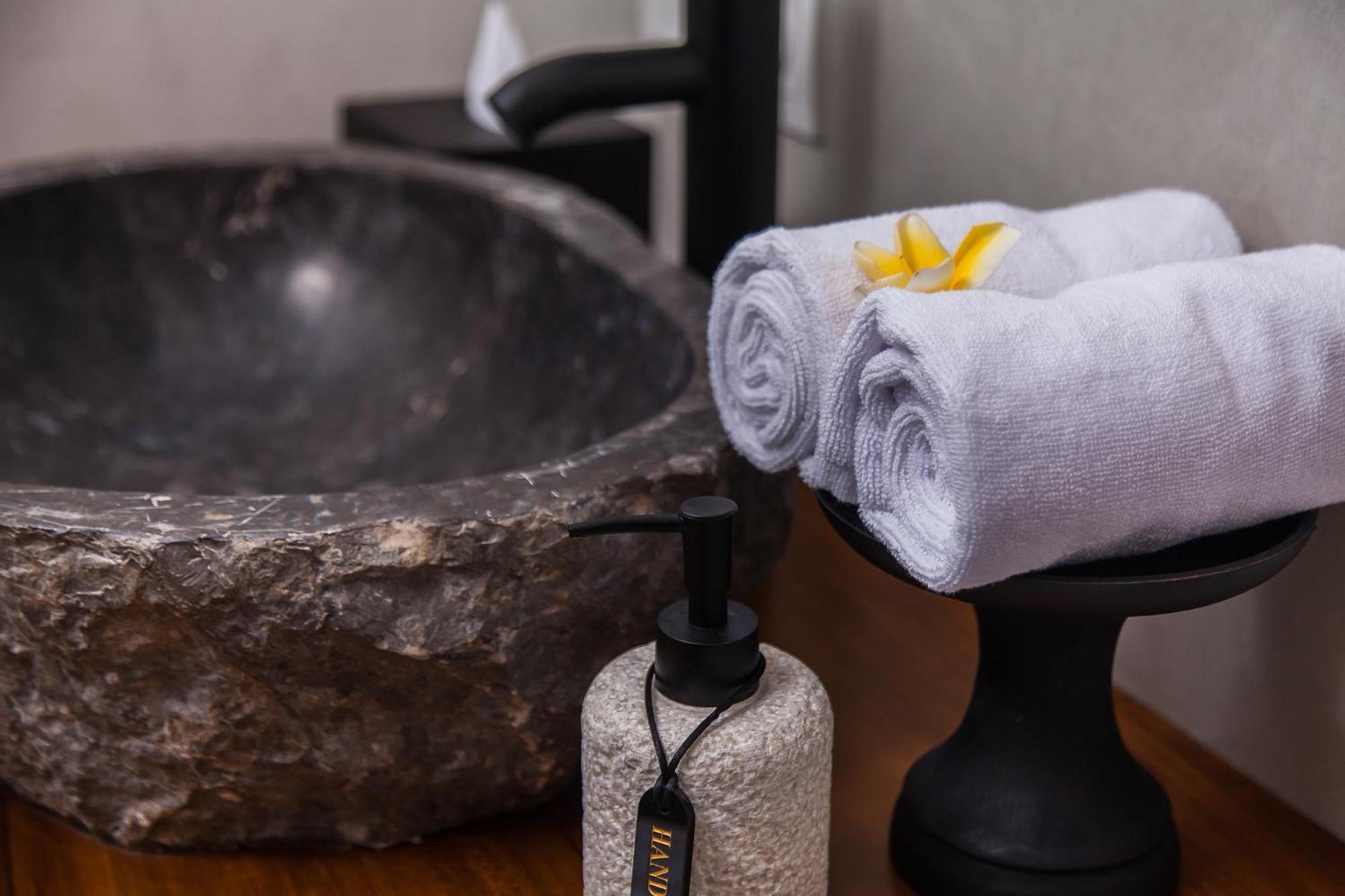 Ipian Angel By Pramana Villas Ubud Extérieur photo